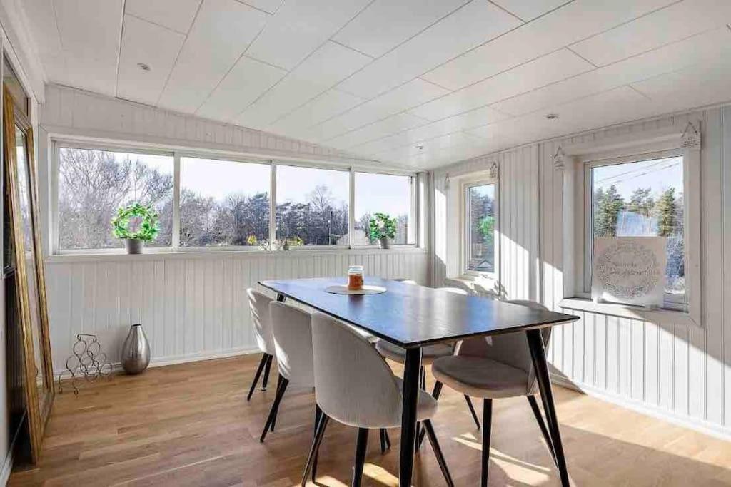 Mysigt Hus Med Natur & Jacuzzi I Olofstorp Γκέτεμποργκ Εξωτερικό φωτογραφία