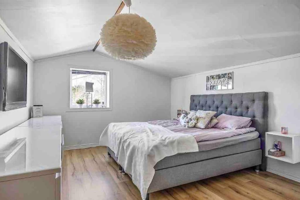 Mysigt Hus Med Natur & Jacuzzi I Olofstorp Γκέτεμποργκ Εξωτερικό φωτογραφία